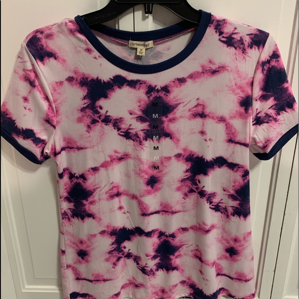 Cute pink medium tie dye t-shirt.